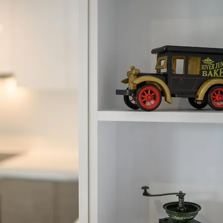 Aetherius Executive 5 Min To Daire